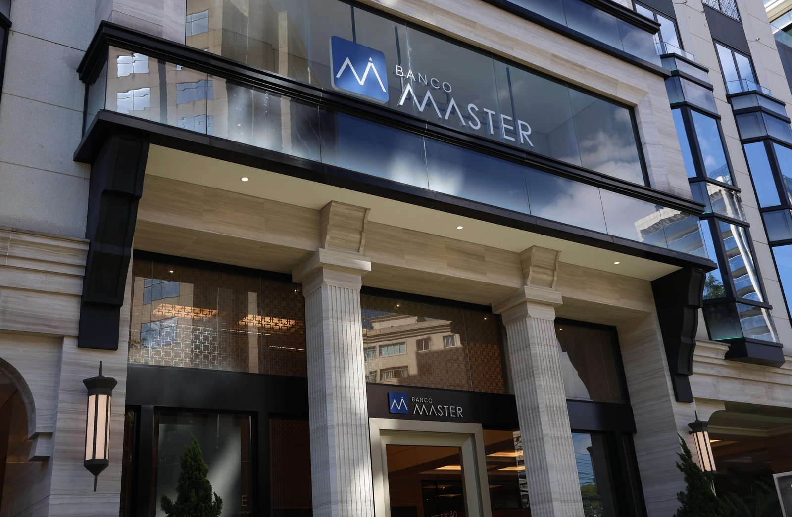 Governo cobra liquidante do Banco Master para cancelar cartão consignado de servidores