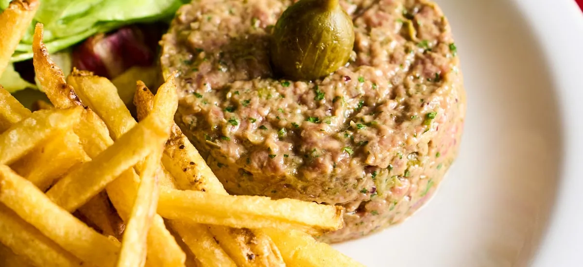 Francês, coreano e brasileiro: um roteiro de steak tartare que vai muito além do tradicional