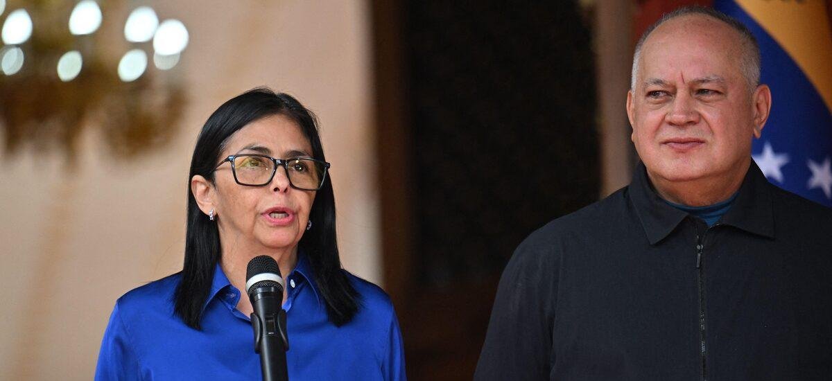 Líder interina da Venezuela promete libertar mais prisioneiros detidos sob o regime de Maduro