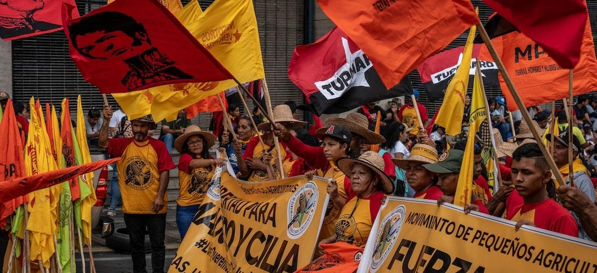 Chavistas se desiludem com a luta anti-imperialista após aproximação entre Delcy e Trump