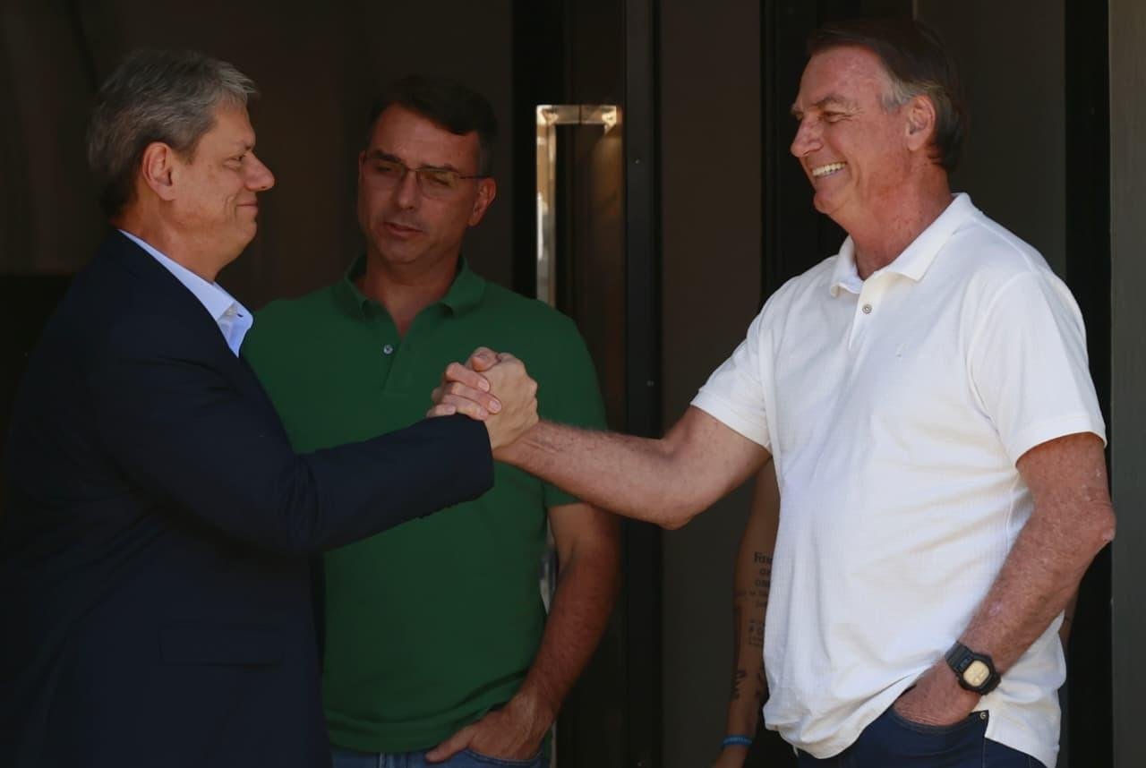 Escolha do segundo candidato ao Senado em São Paulo divide bolsonarismo