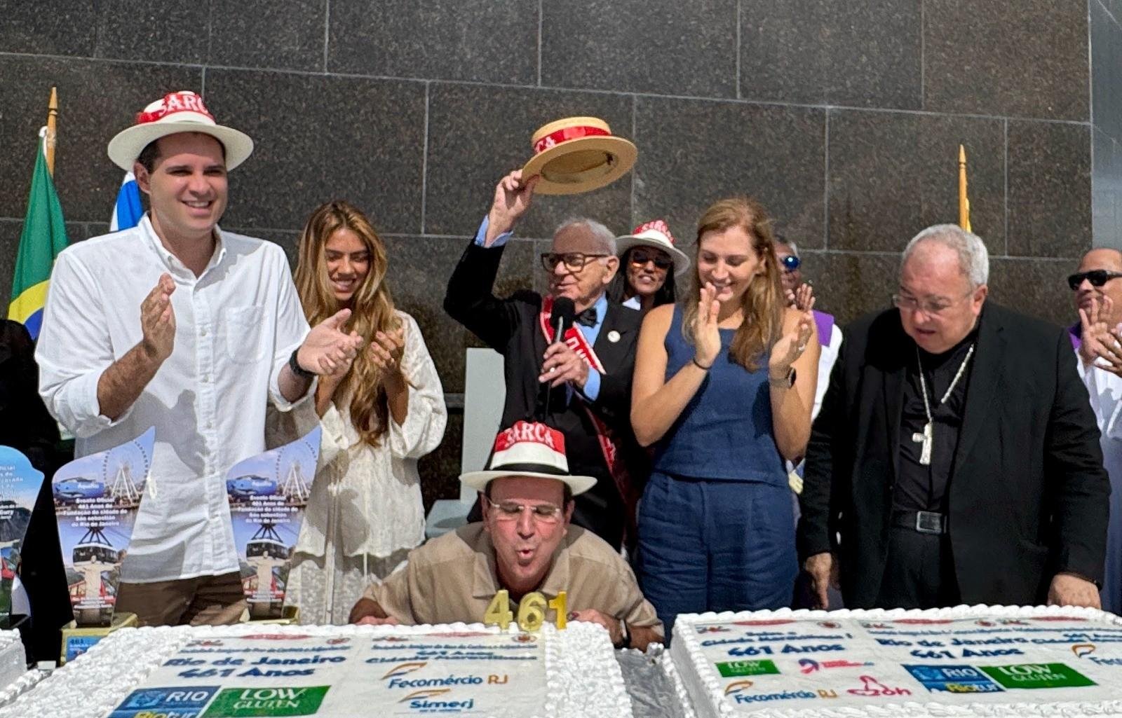 Rio faz 461 anos com missa no Cristo, anúncio no Centro e homenagens de famosos