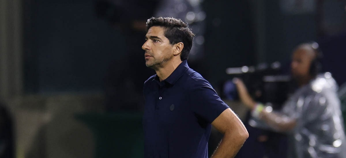 Abel fala sobre o momento da expulsão na vitória do Palmeiras e dispara: ‘Não entendi o porquê’