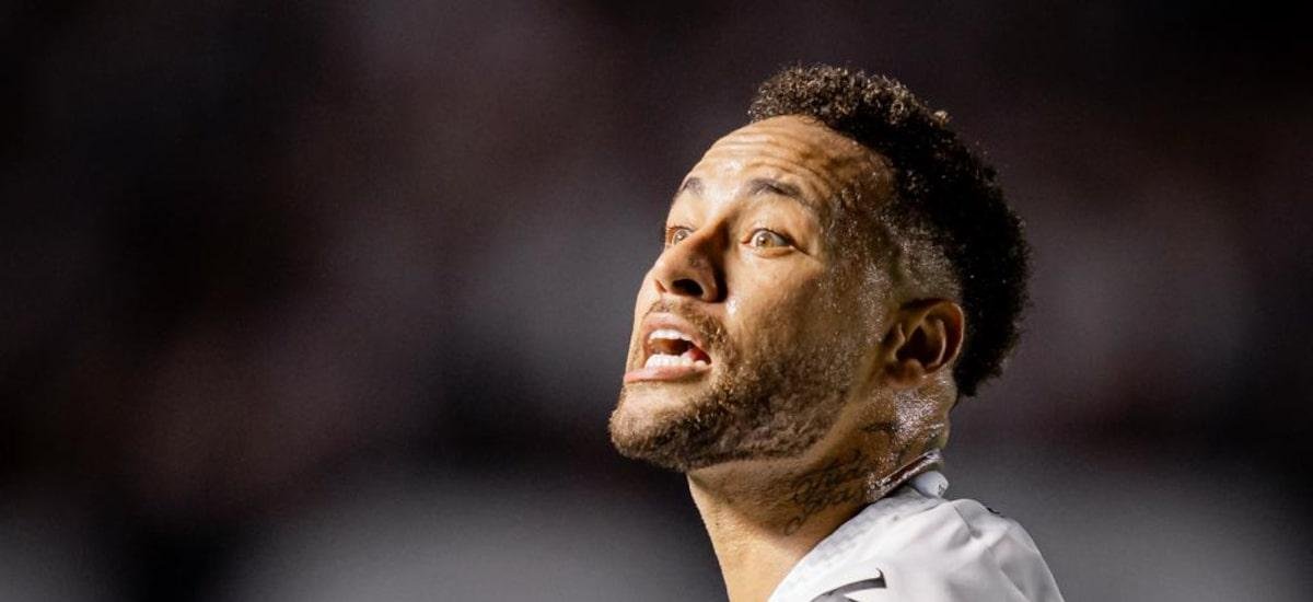 Análise | Neymar vive noite de gala para ‘convencer’ Ancelotti, faz 2 e conduz Santos à vitória sobre o Vasco