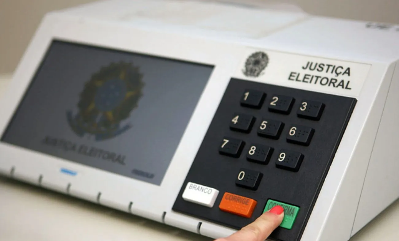 Quaest: pesquisa espontânea mostra que 80% dos eleitores de MG estão indecisos sobre voto para governador; 94%, para senador