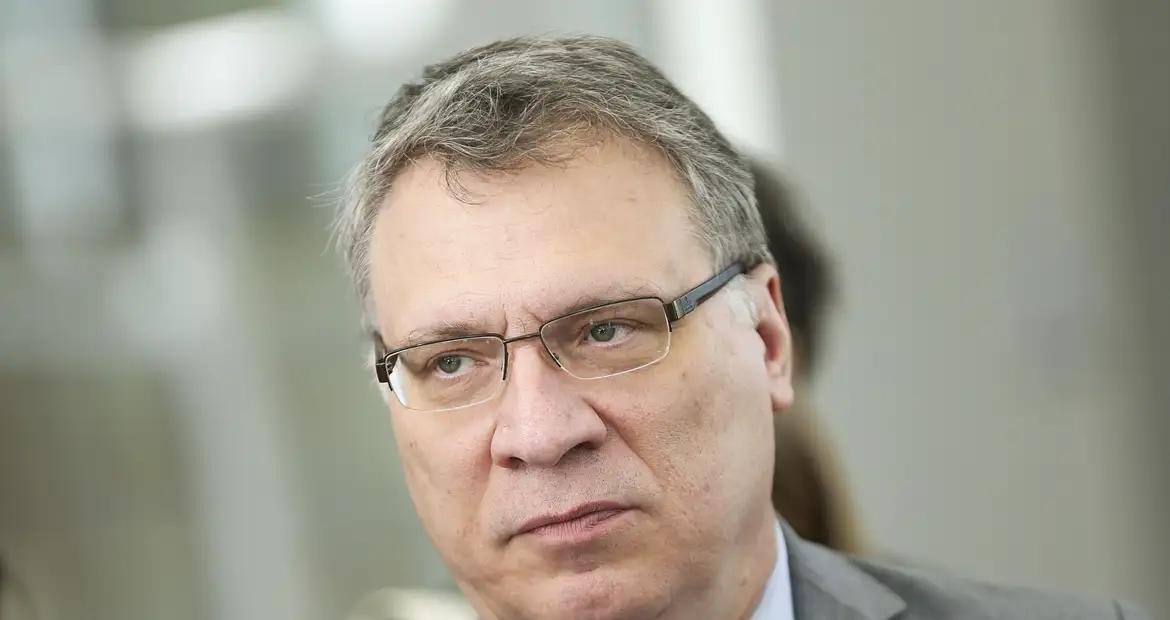 Defesa pede absolvição de delegada denunciada pela trama golpista