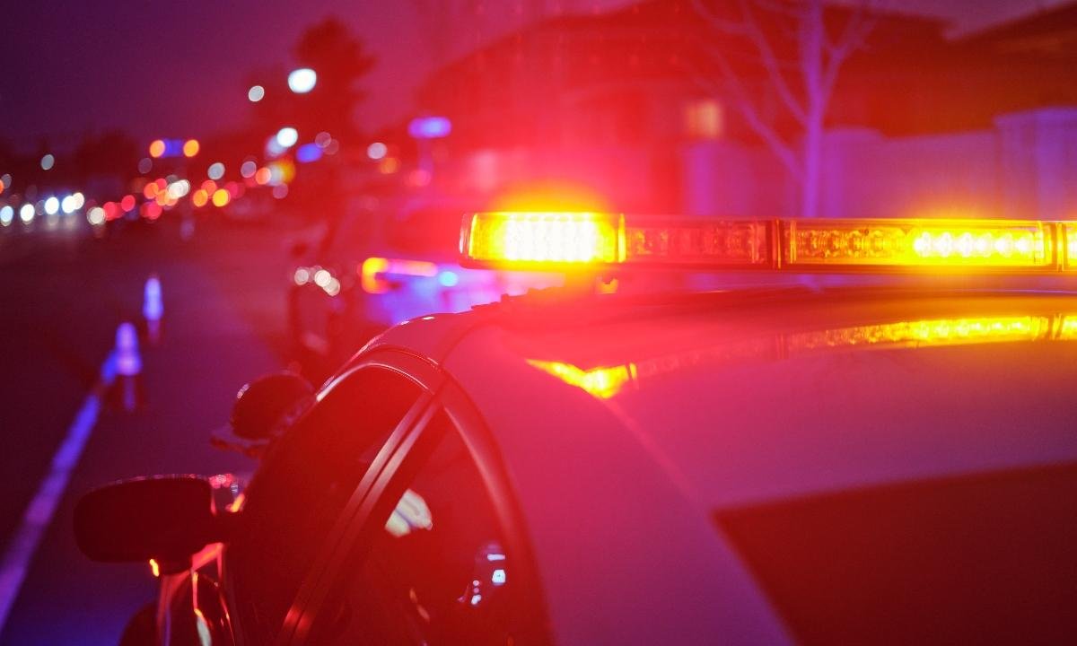 Homem é preso por extorquir mãe e ameaçar avó de 103 anos