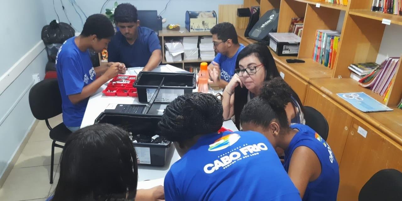 Projeto de Robótica Itinerante começa atividades para alunos no RJ | G1