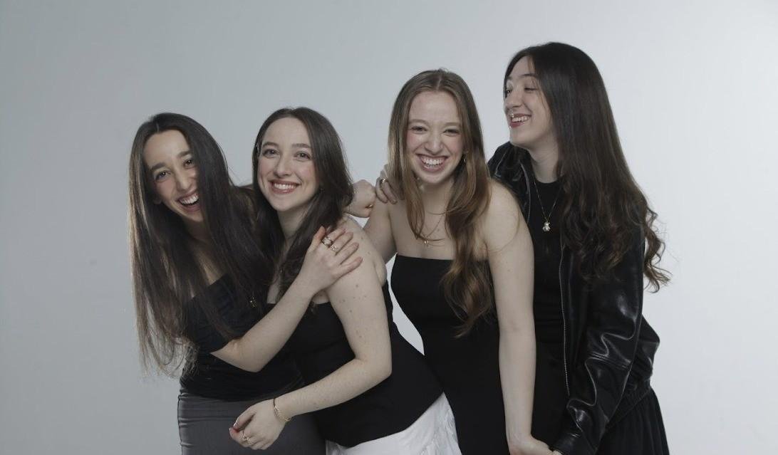 Talento familiar: conheça as Grabas, quatro irmãs que conquistam as redes com vídeos musicais