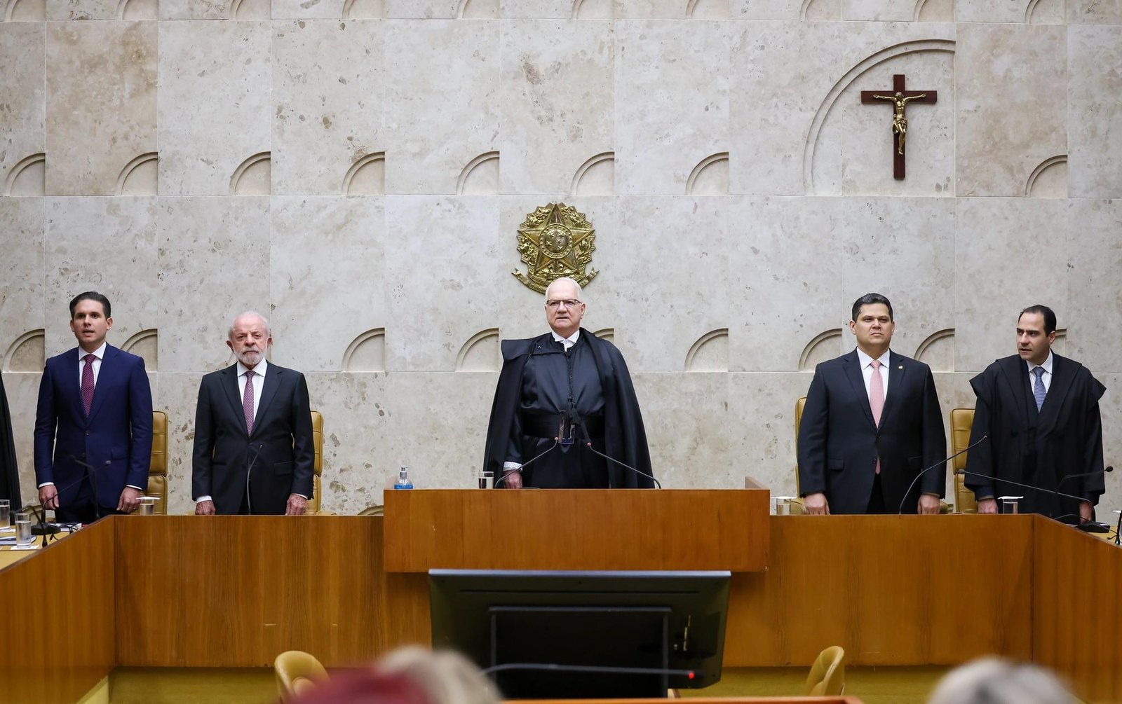Políticos buscam acordão entre Poderes para frear investigações em ano eleitoral | G1
