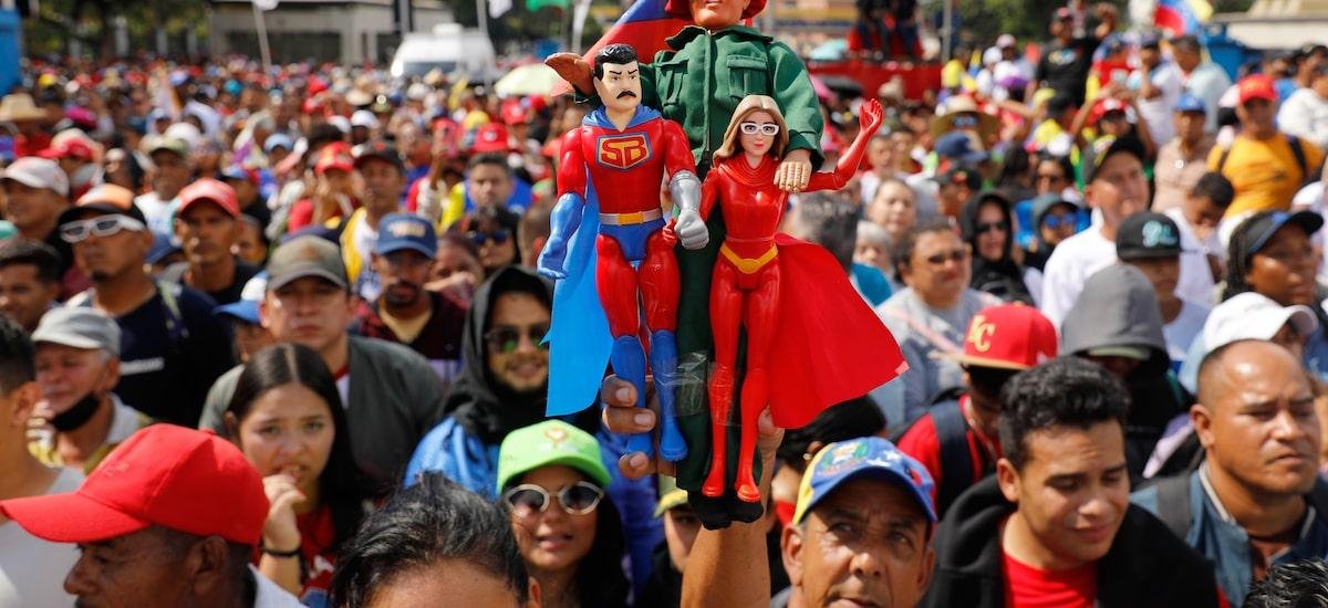 Coletivos armados ampliam incertezas sobre a transição política na Venezuela após prisão de Maduro