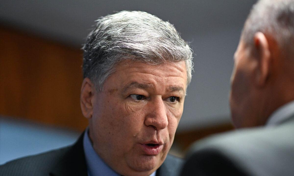 CPMI do INSS: Viana pede a Toffoli que Vorcaro seja "obrigado" a depor