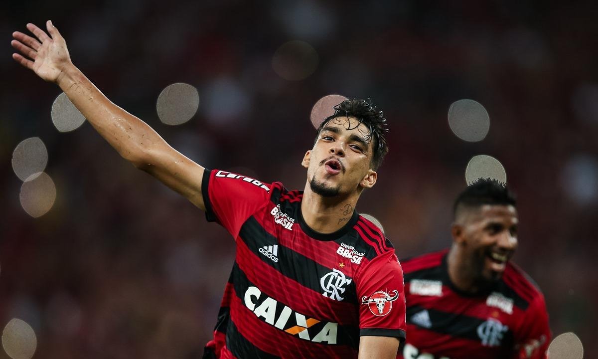 Ele está de volta! Relembre a última passagem de Paquetá pelo Flamengo