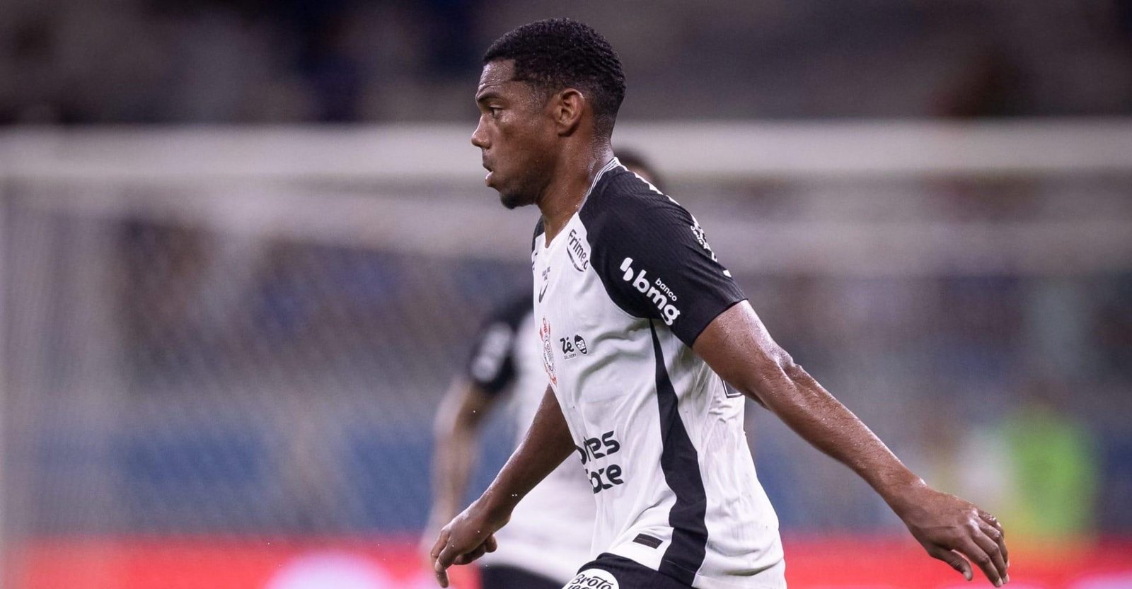 Marília Ruiz: André quer abrir mão de dinheiro para sair do Corinthians