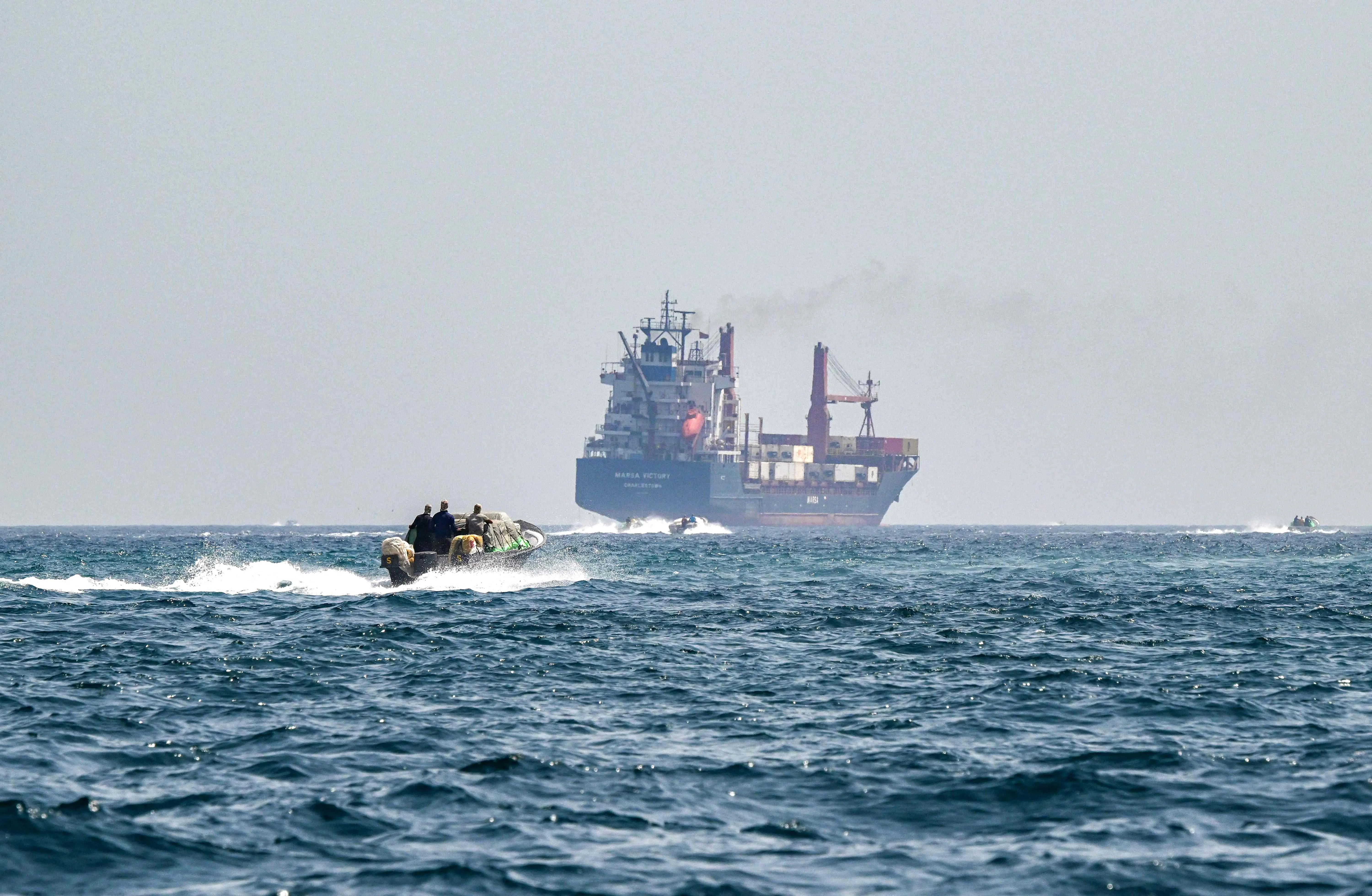 Entenda o que é um bloqueio naval e como ele pode funcionar no Estreito de Ormuz