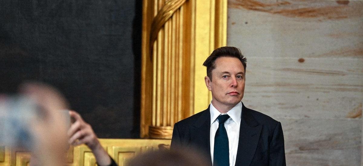 Promotores de Paris fazem buscas em escritórios da X em investigação sobre abuso infantil e deepfake