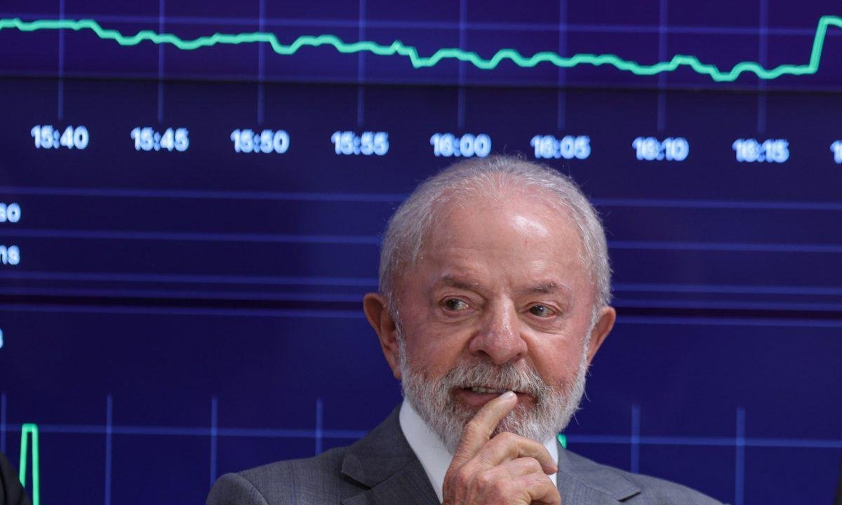 Planalto e PT encomendam pesquisa sobre impacto do Caso Master em Lula