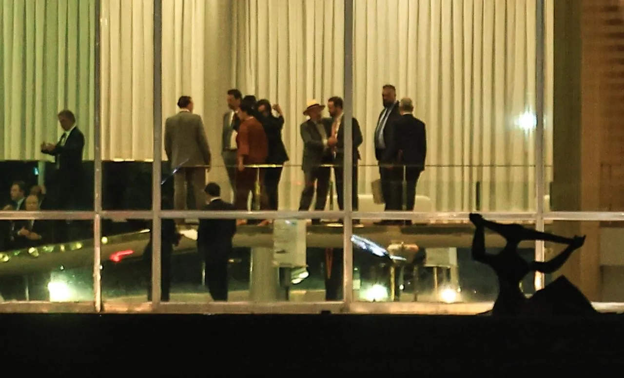 Jantar de Lula com empresários e banqueiros no Alvorada tem queixas sobre taxa de juros