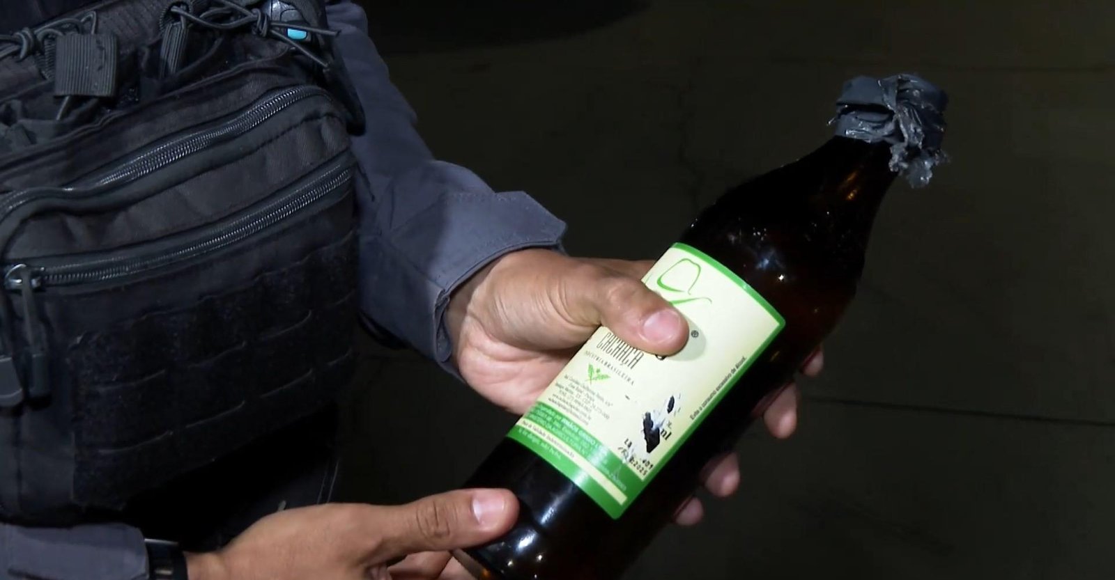 Dona de distribuidora é presa com loló dentro de garrafa de cachaça | G1
