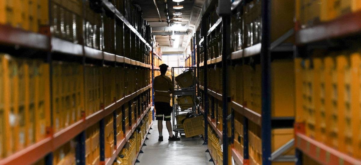 Mercado Livre demite 119 pessoas na América Latina, sendo 38 no Brasil, após avanço da IA