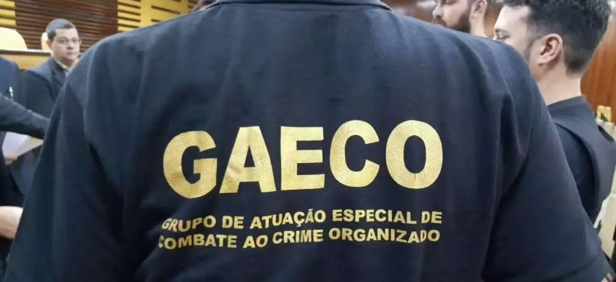 Operação mira rede de financiamento do PCC com envolvimento de PMs de alto escalão