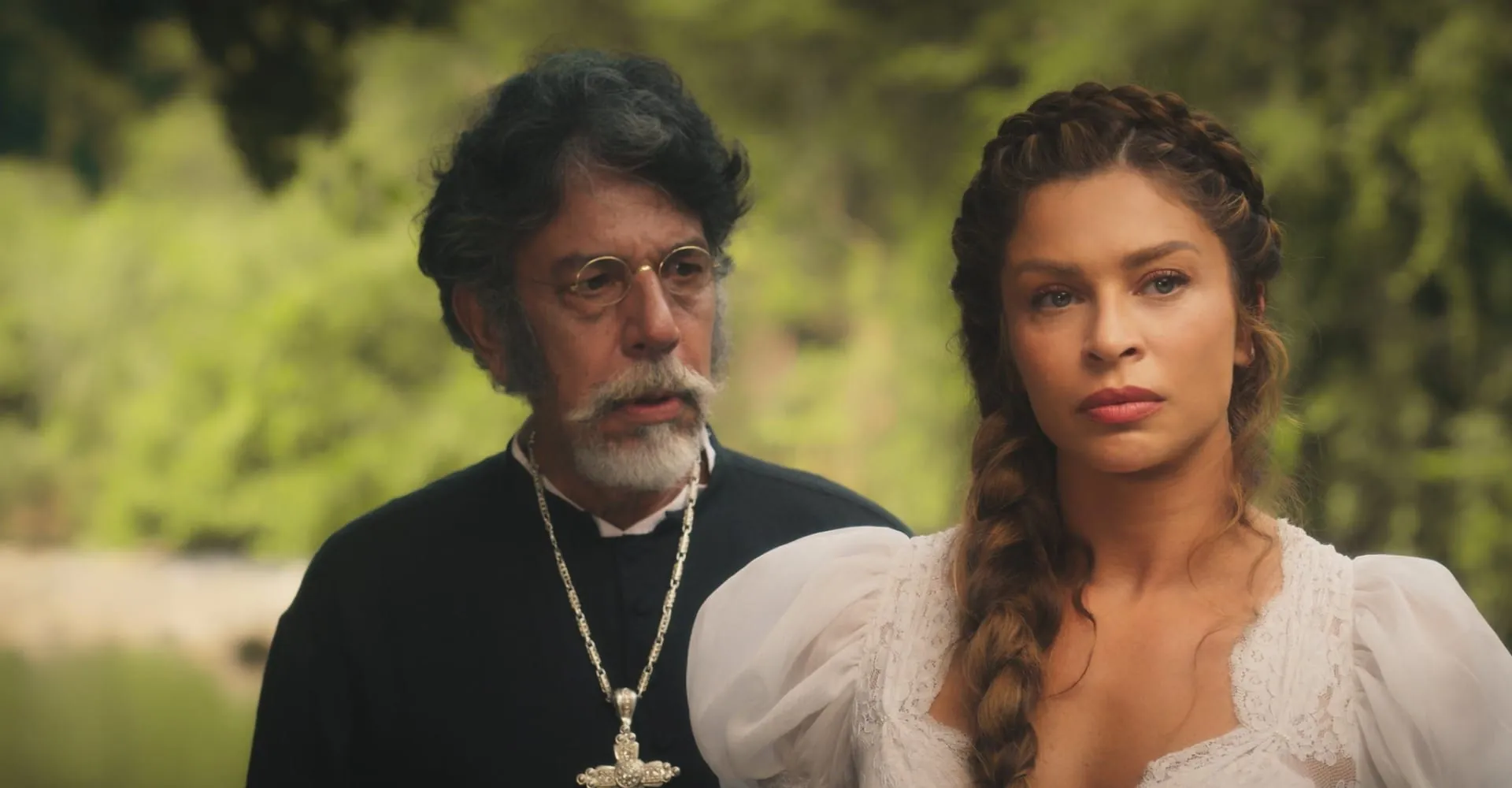 Dona Beja: 3º capítulo mostra plano de Maria para afastar Beja e Antônio