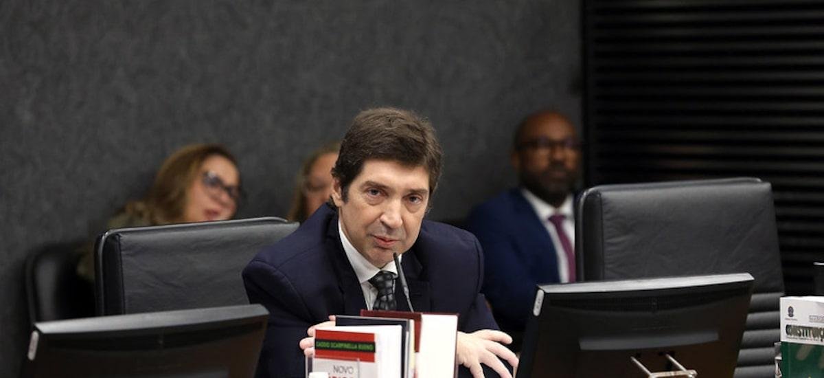 Relator vê ‘descalabro’ no pagamento de R$ 73 milhões em horas extras a comissionados de Tribunal