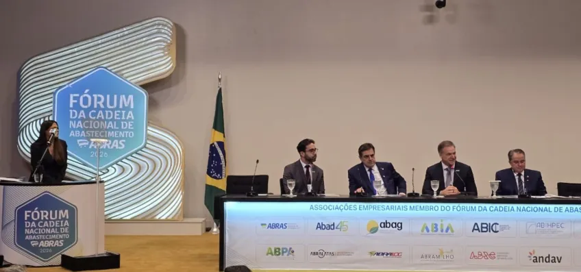 Associação defende transição gradual para reduzir jornada de trabalho