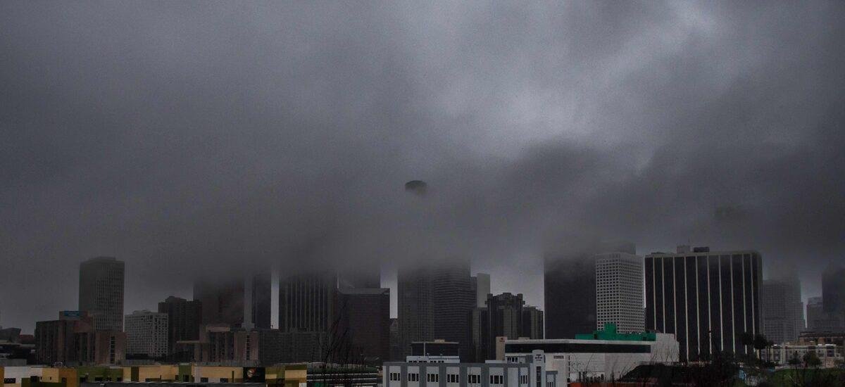 Nevasca põe Nova York em alerta e gera onda de cancelamentos de voos