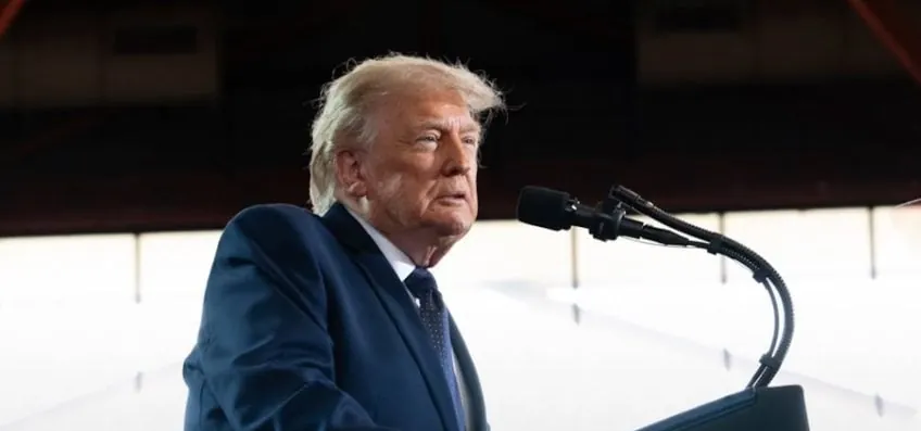 Trump cobra aprovação de US$ 350 bi para fortalecer defesa