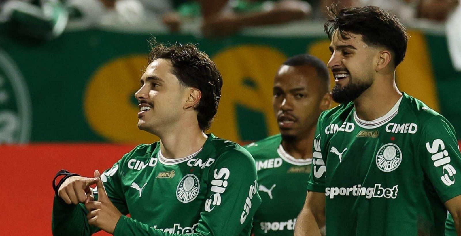 Arbitragem erra e muda autor de gol do Palmeiras contra o São Paulo