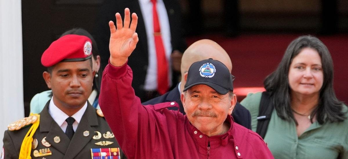 Presidente da Nicarágua pede retorno de Maduro à Venezuela e fim das ameaças dos EUA a Cuba