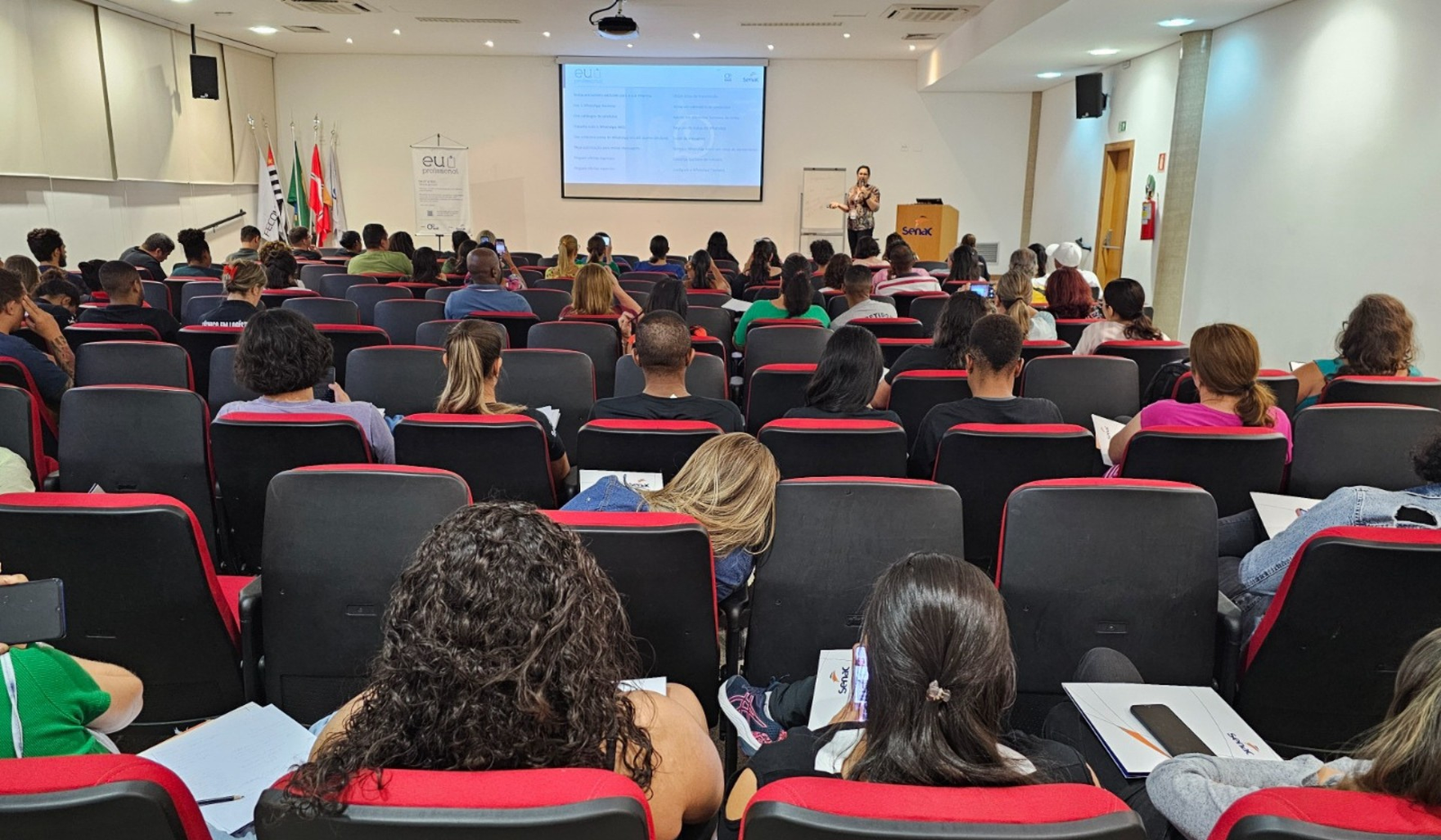 ‘Eu Profissional’ 2026 oferece workshops, palestras e oficinas | G1