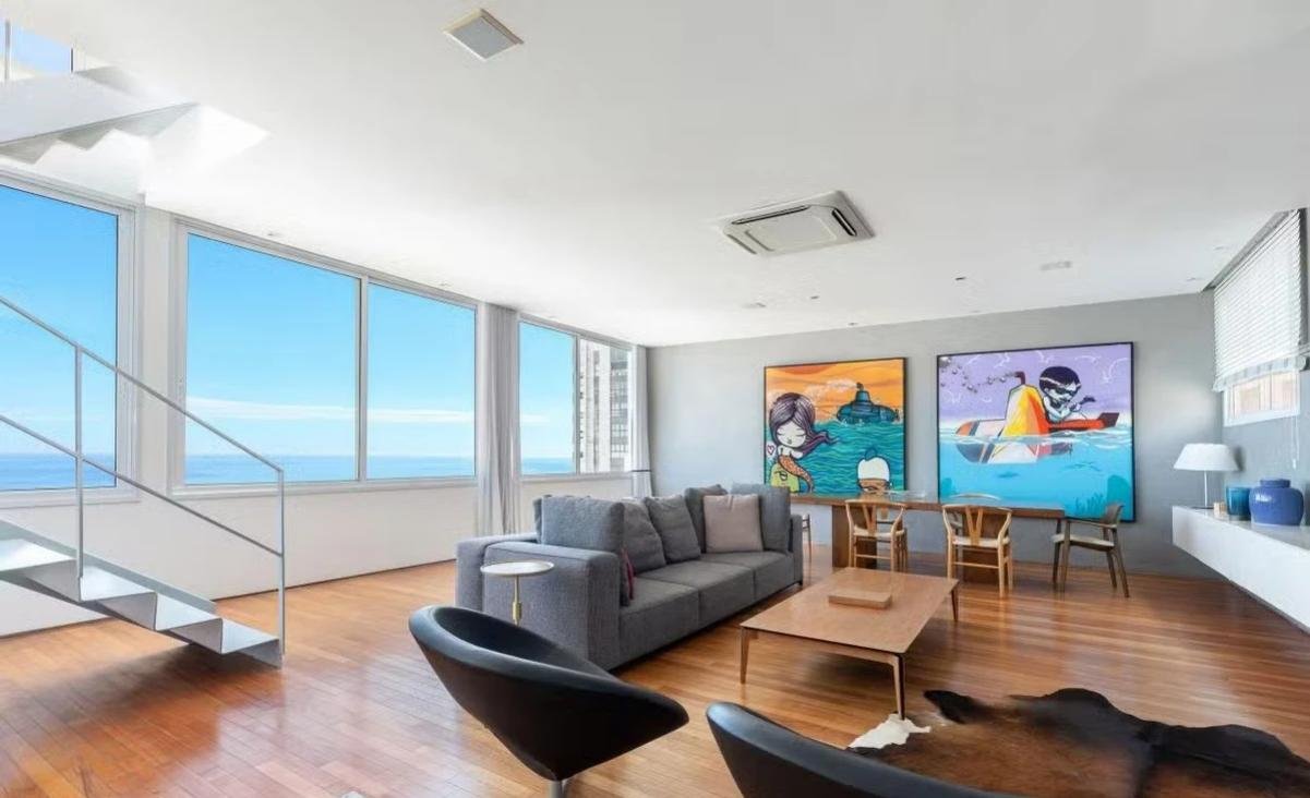 Triplex de Bruna Marquezine tem piscina de borda infinita; veja fotos