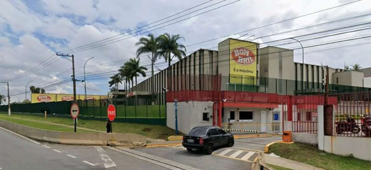 Homem mata três pessoas em ataque a fábrica da Bombril no ABC
