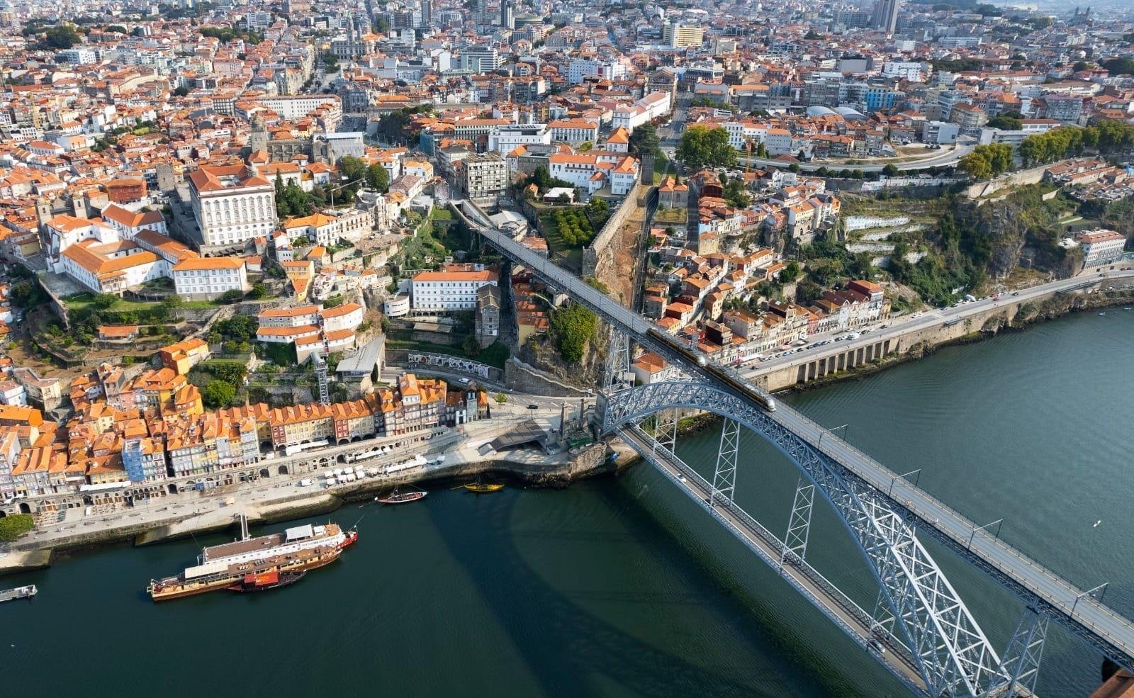 Portugal suspende sistema digital de imigração após caos em Lisboa