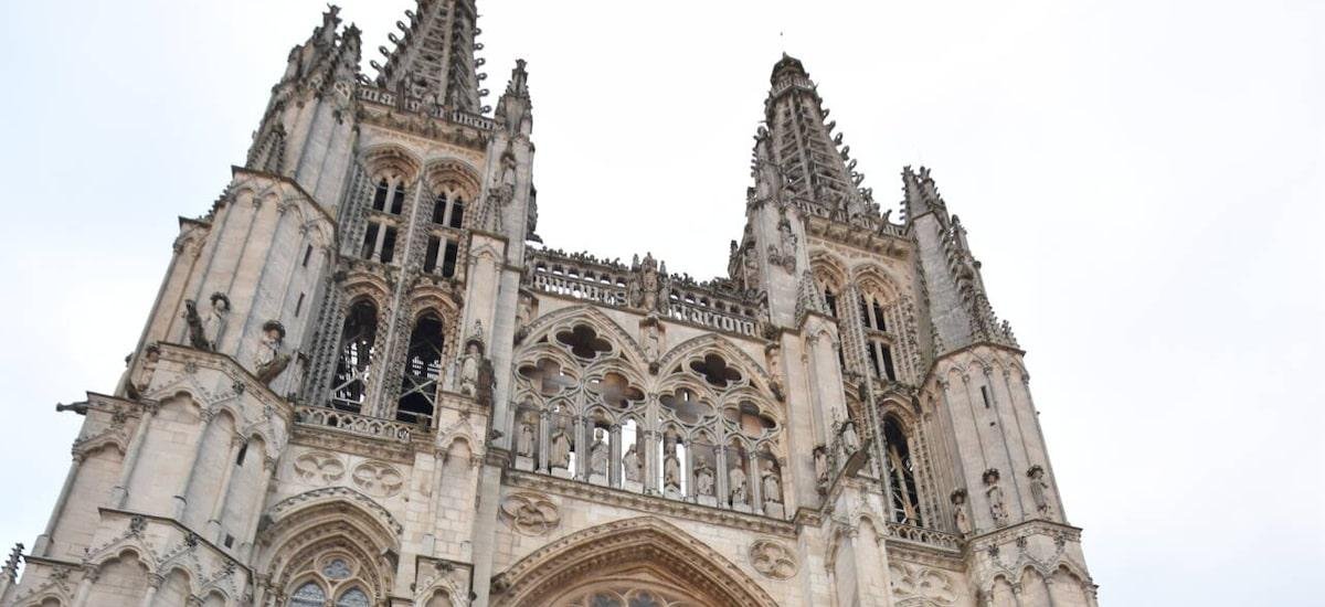 Tribunal da Espanha ordena que freiras excomungadas desocupem convento