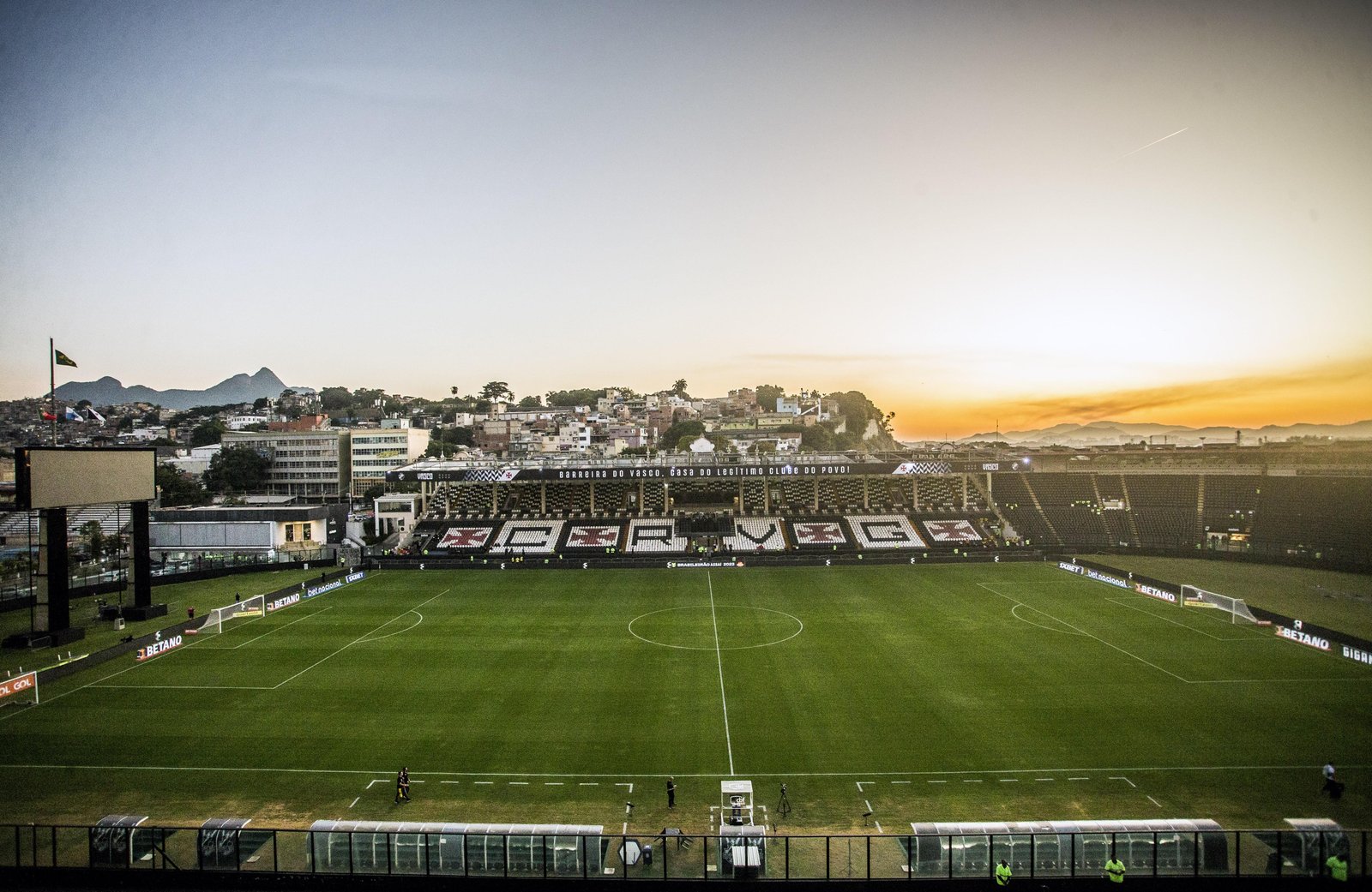 Vasco x Botafogo: Ferj confirma clássico pelo Carioca em São Januário