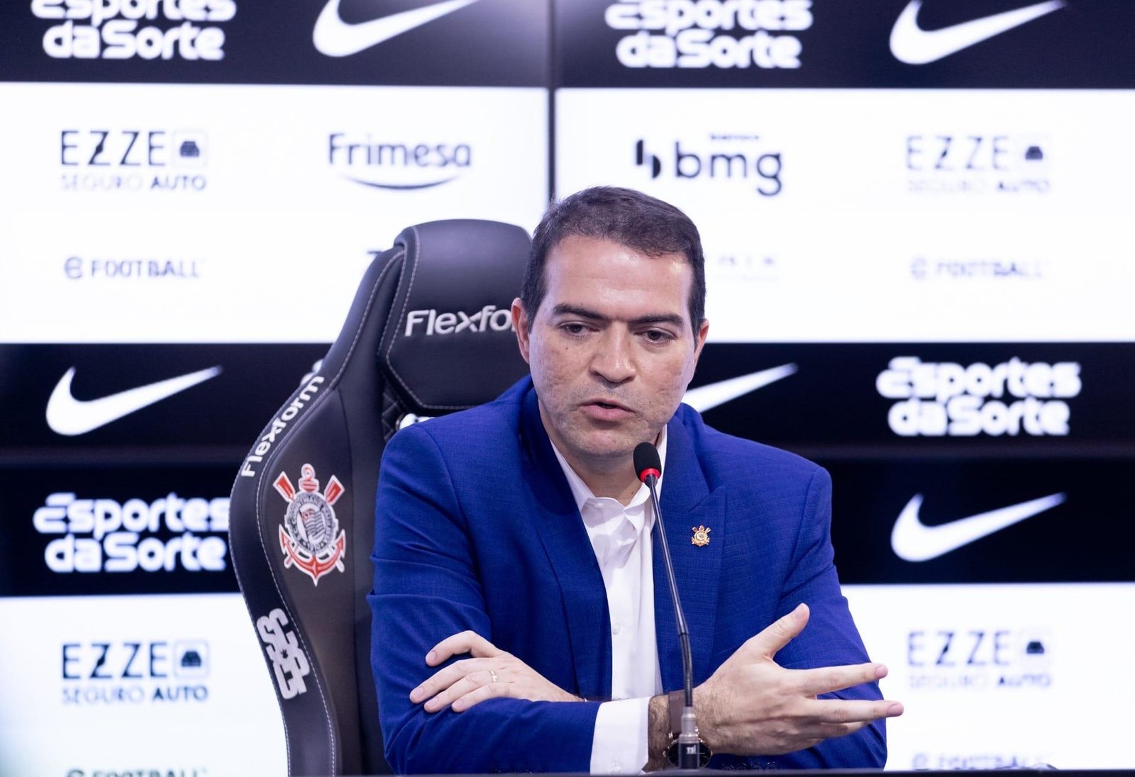 Marcelo Paz explica proposta do Milan por André e nega venda do jogador