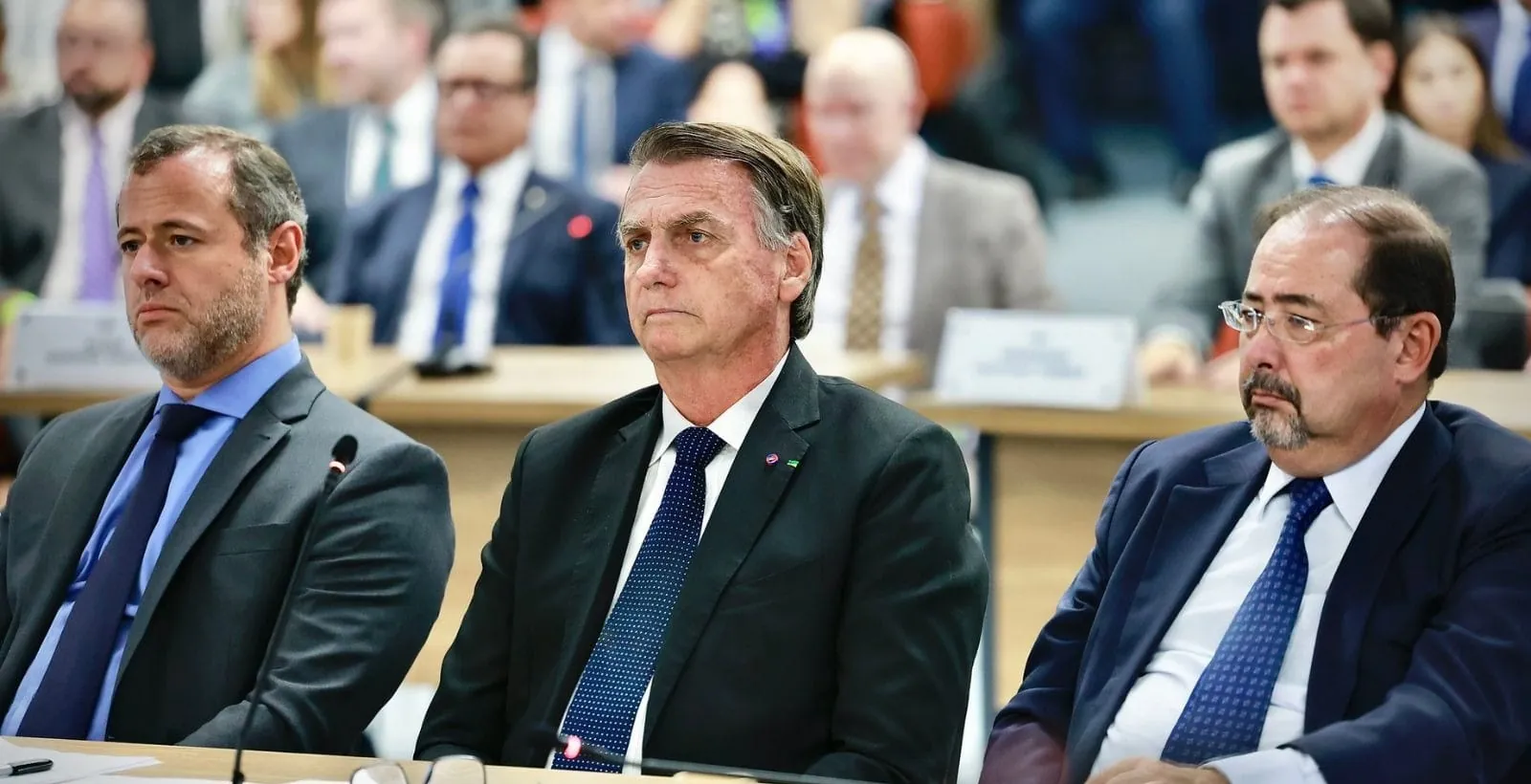 Flávio diz que Bolsonaro "não gostou" de ofensas vindas de Vorcaro