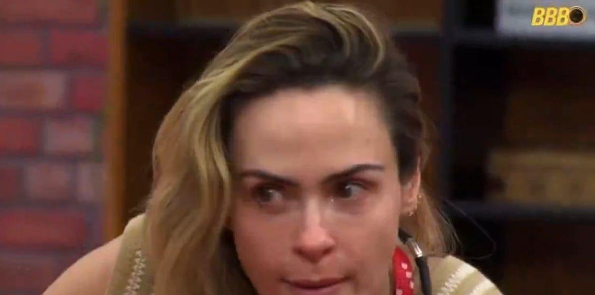 Ana Paula se emociona ao falar da morte da mãe: 'Maior dor do mundo'