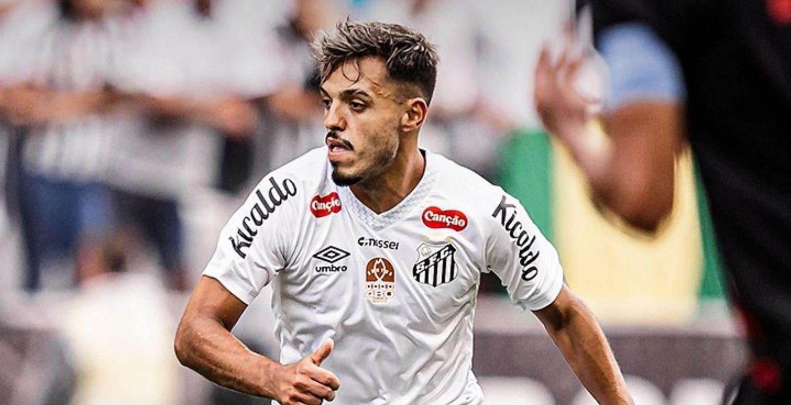 Gabriel Menino defende Santos após empate e vaias contra o Bragantino
