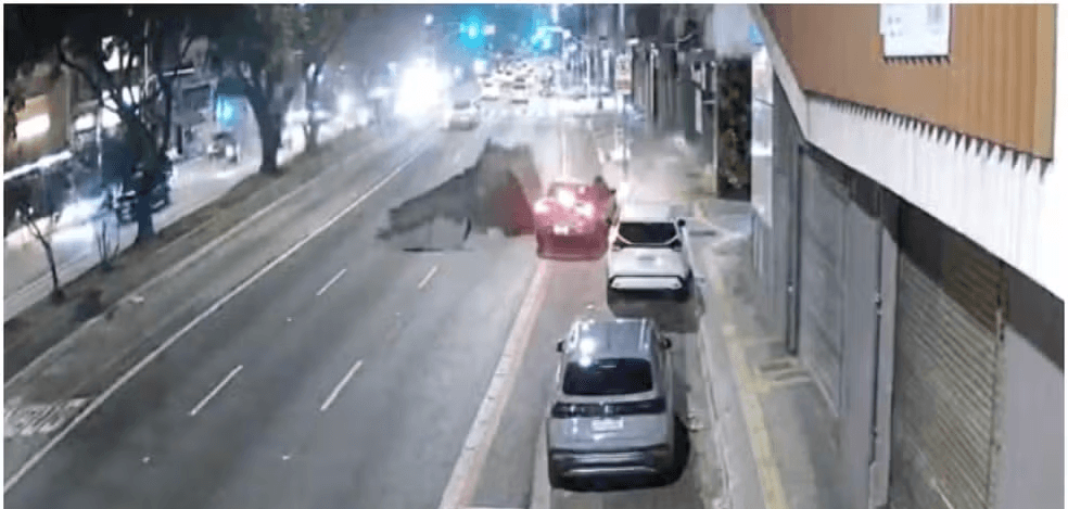 Cratera na Consolação: Rua é liberada, mas explosão segue um mistério