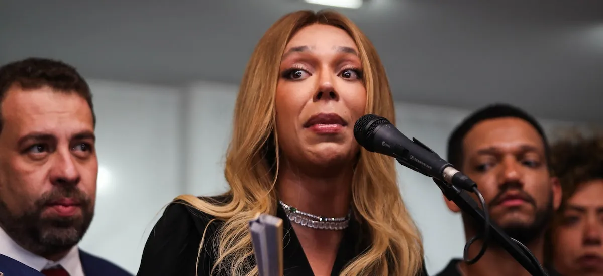 Tribunal tranca ação de Erika Hilton contra ativista que disse que ‘trans não são mulheres’; entenda