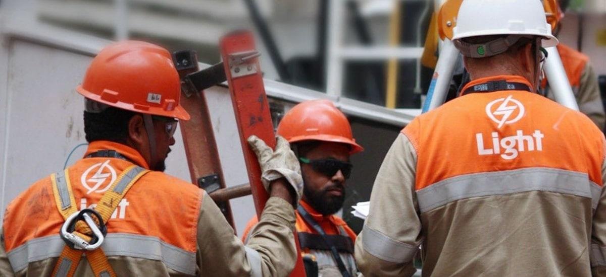Apagão no Rio de Janeiro afeta 160 mil imóveis