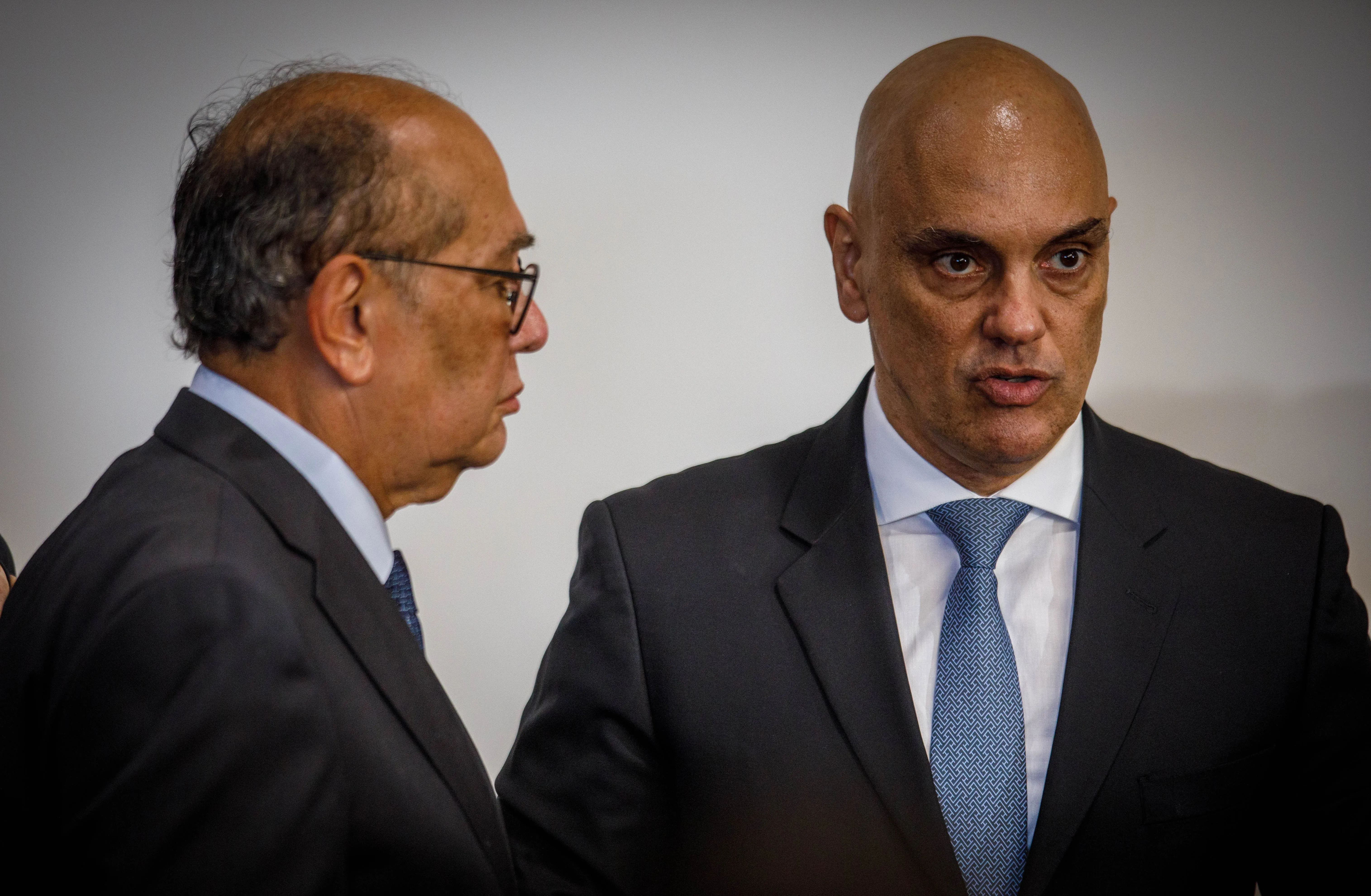 Gabinetes de Moraes, Zanin e Gilmar recebem cópia dos dados do celular de Vorcaro após determinação à PF e analisam conteúdo
