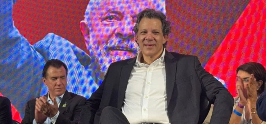 Haddad vê dificuldade para definir vagas ao Senado em SP