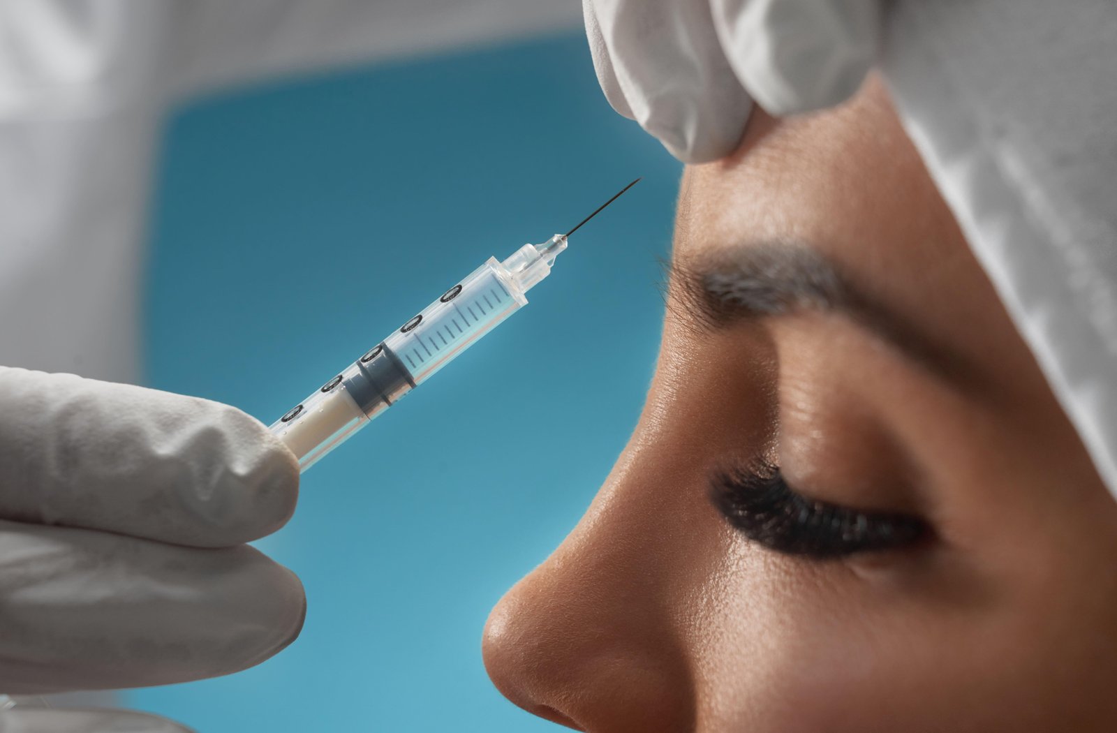 Anvisa proíbe comercialização de bioestimulador de colágeno Sculptra da Galderma falsificado; veja o lote