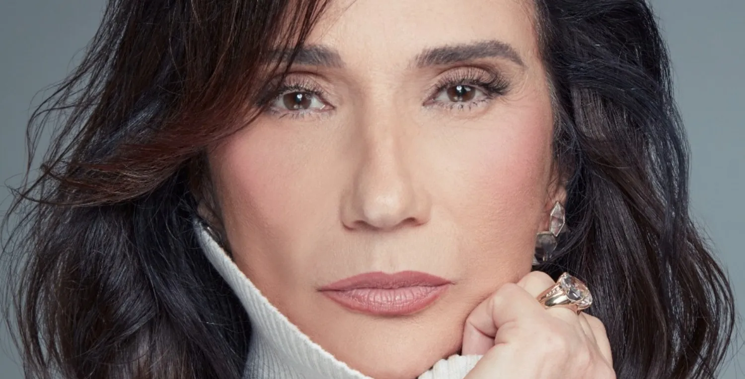 Zizi Possi 70 anos: cantora revela como mantém saúde, bem-estar e criatividade após décadas de carreira