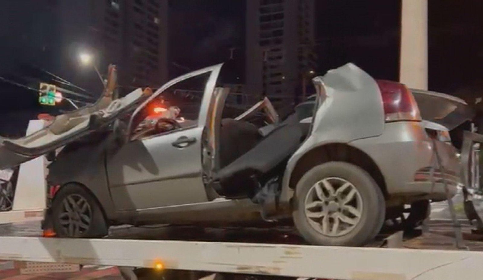 Jovens morrem em acidente envolvendo carros em Goiânia | G1